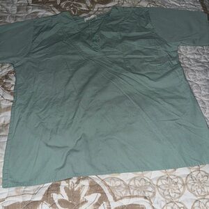 Scrub Wear Green Pullover V-Neck Scrub Top Large